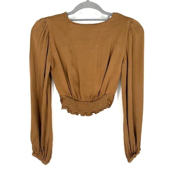 ASTR the Label Cropped Copper V-Neck Twisted Top – Size XS - Picture 3 of 5